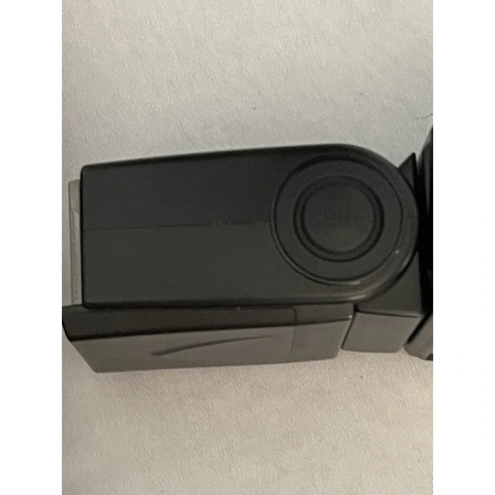 Nikon Speedlight SB-600 Shoe Mount Flash With Case